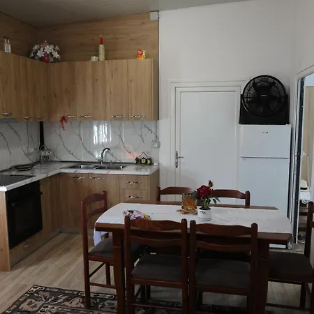 Appartamento Leko House Perondi *